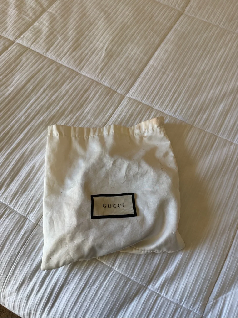 Gucci belt & Drawstring Dust Pouch